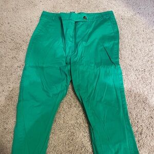 Women’s Attyre cotton capris